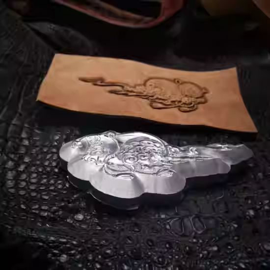 3D Gourd-shaped Leather Emboss - Leatherwork Flowers recensione e prezzo