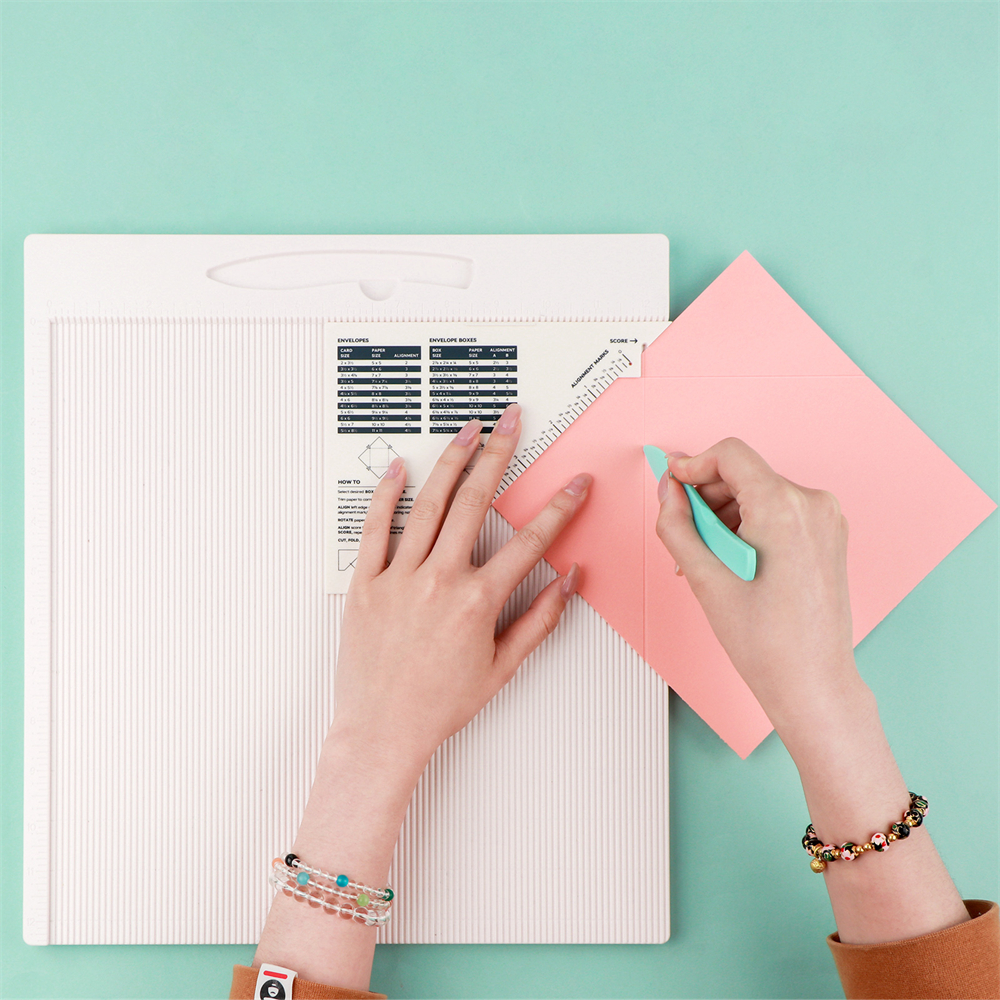 Multi-Function Scoring Board f - Bone Folder Tool recensione e prezzo