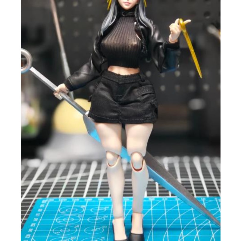 1/12 Scale Action Figure Short - Leatherwork Products recensione e prezzo