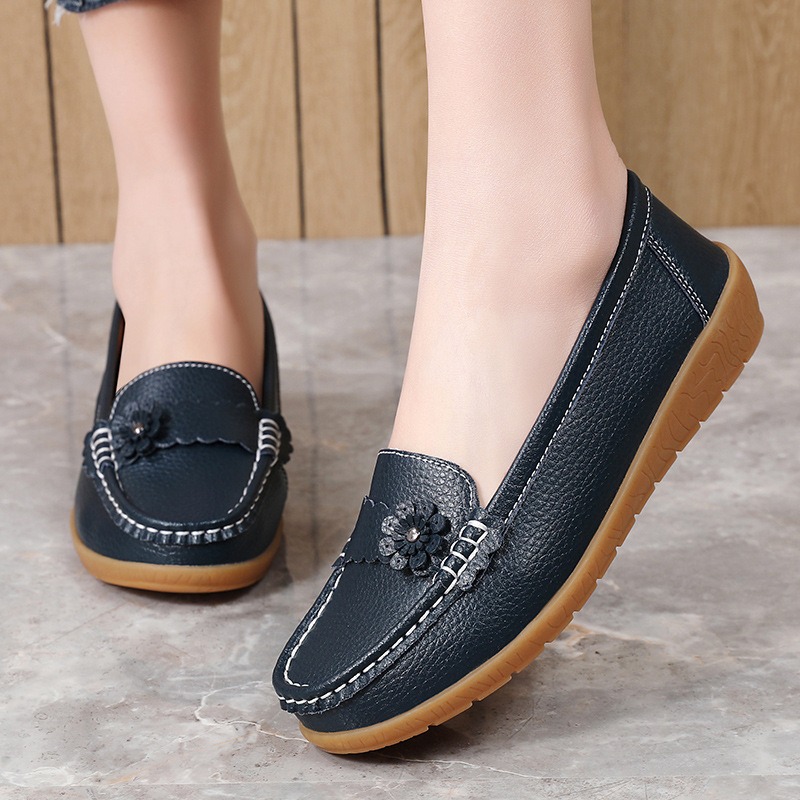 Women's Moccasins Solid Color  - Leatherwork Flowers recensione e prezzo